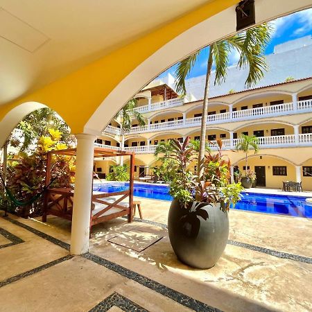 We Playa Hotel Плая дел Кармен Екстериор снимка
