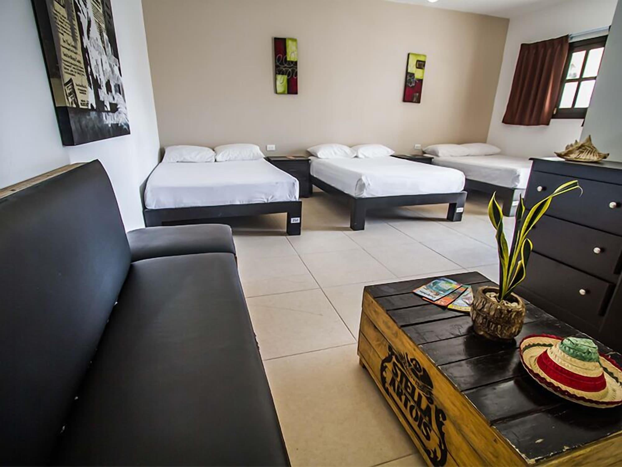 We Playa Hotel Плая дел Кармен Екстериор снимка