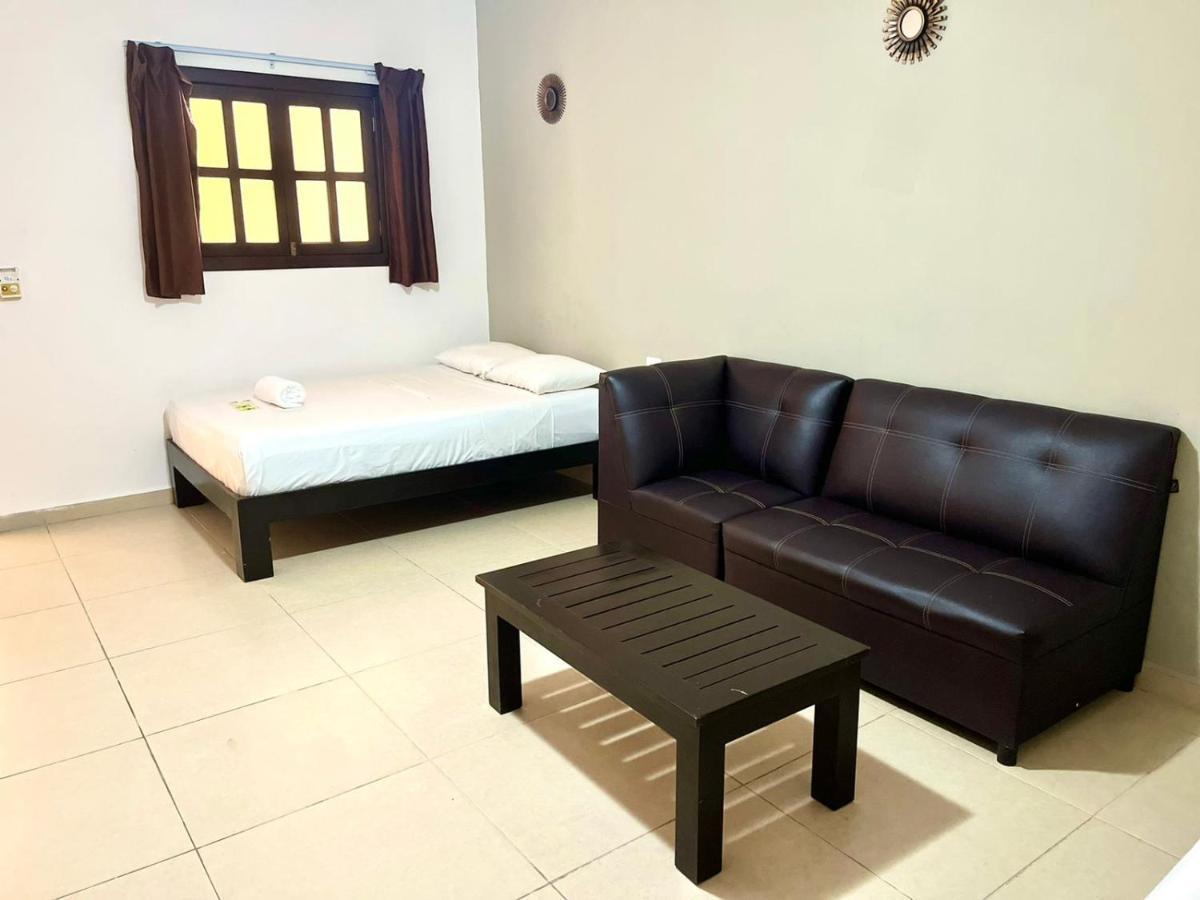 We Playa Hotel Плая дел Кармен Екстериор снимка