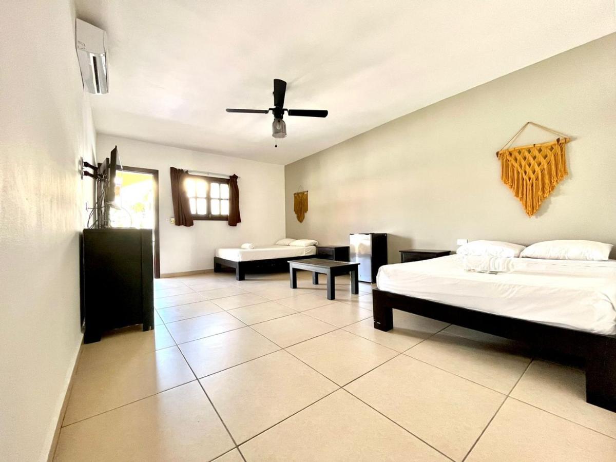 We Playa Hotel Плая дел Кармен Екстериор снимка