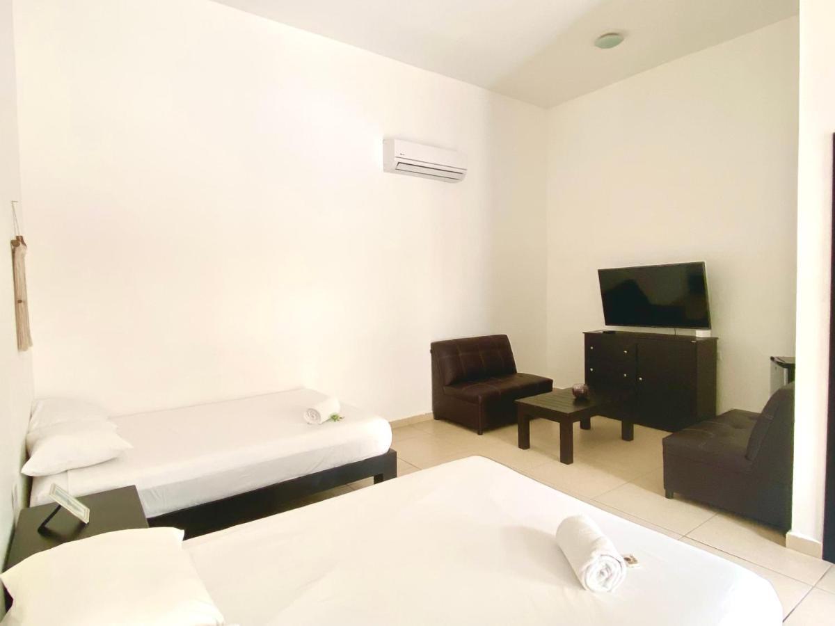 We Playa Hotel Плая дел Кармен Екстериор снимка