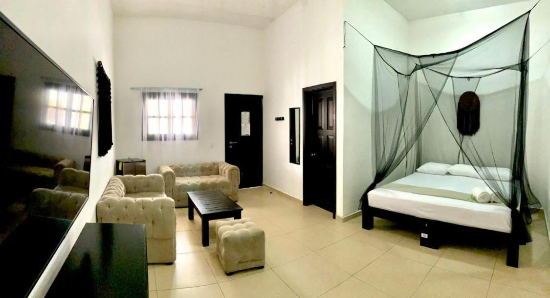 We Playa Hotel Плая дел Кармен Екстериор снимка