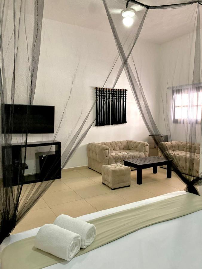 We Playa Hotel Плая дел Кармен Екстериор снимка